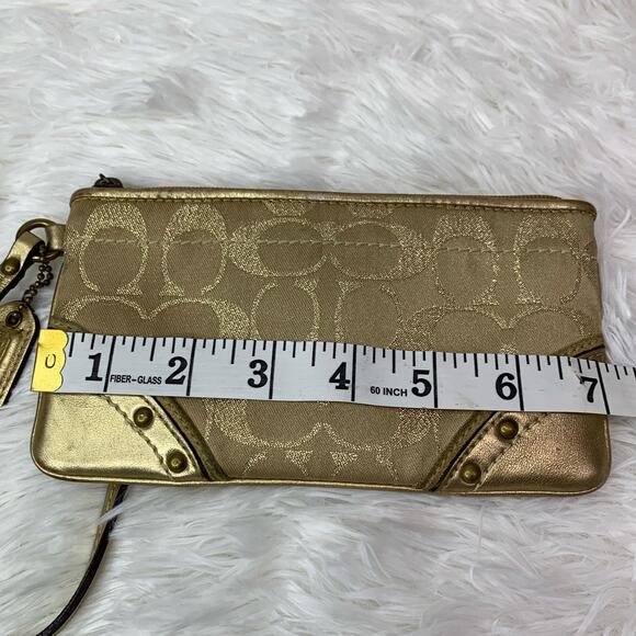 y2k COACH Gold Stud Signature Wristlet - Picture 6 of 7